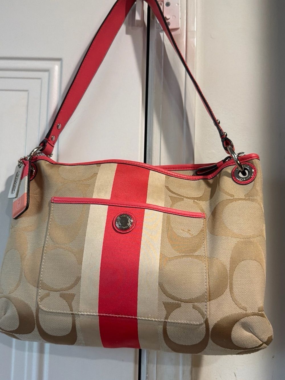 COACH HAMPTON SIGNATURE C JACQUARD CANVAS SHOULDER BAG FALL READY - Picture 2 of 5